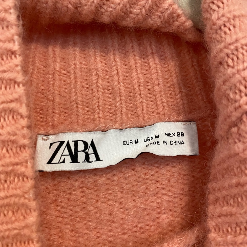 Zara Pink Turtleneck Sweater - Picture 2 of 3
